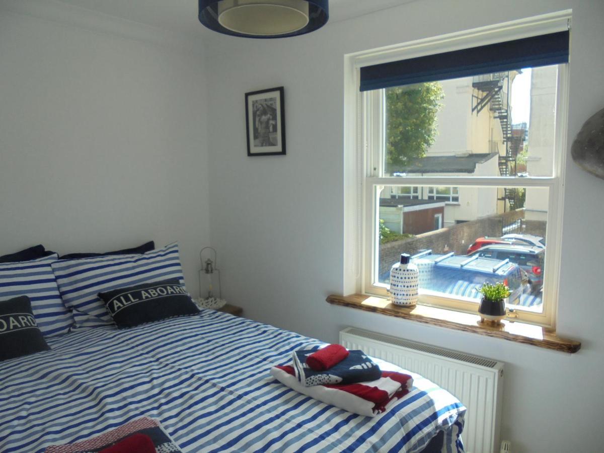 The Beach House Holiday Apartments AEGON International Esterno foto